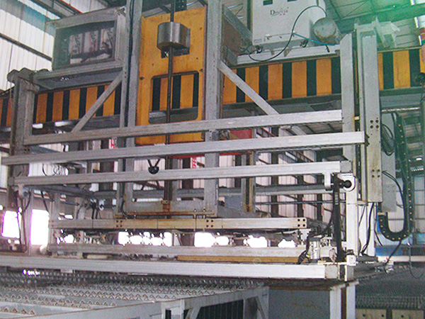 什么是電解錳、鋅自動(dòng)生產(chǎn)線(xiàn)